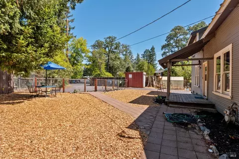 Exterior - 175 Park Pl, Ukiah, CA 95482 photo 8 of 13