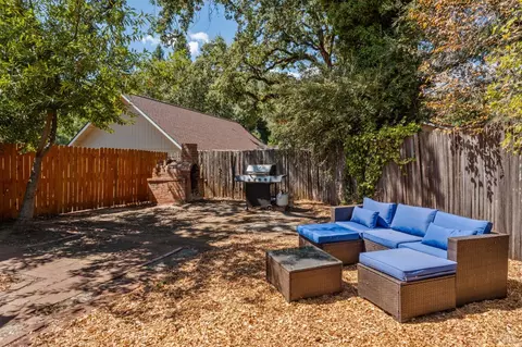 Exterior - 175 Park Pl, Ukiah, CA 95482 photo 7 of 13