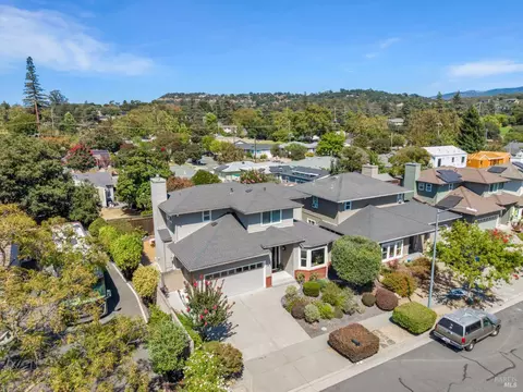 View/Area - 8 Capitola Ct, Napa, CA 94559 photo 1 of 5
