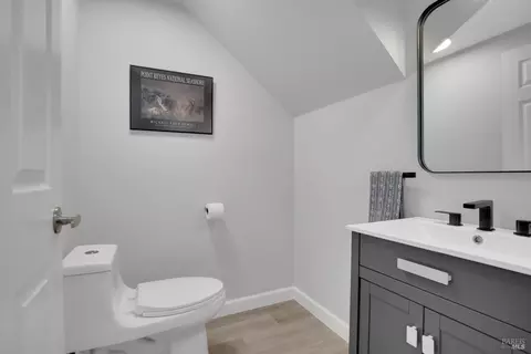 Bath - 8 Capitola Ct, Napa, CA 94559 photo 1 of 5