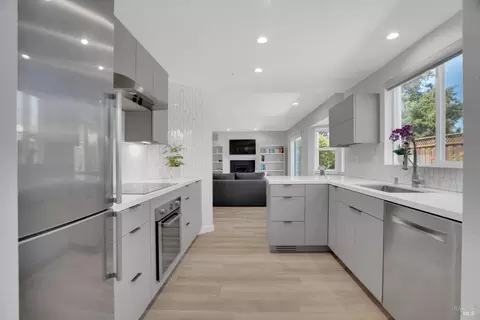 Kitchen - 8 Capitola Ct, Napa, CA 94559 photo 1 of 5