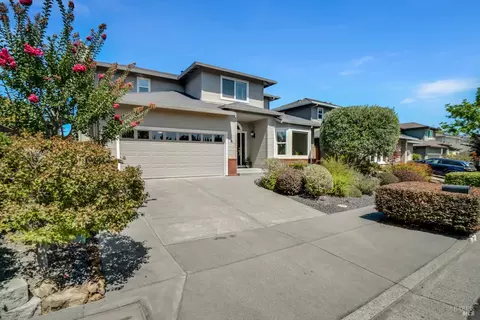 Exterior - 8 Capitola Ct, Napa, CA 94559 photo 2 of 9