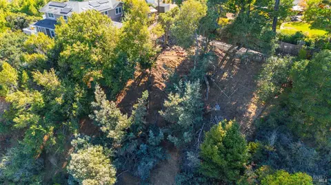10 E Laverne Ave, Mill Valley, CA 94941 photo 2