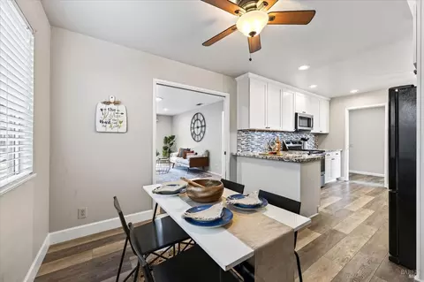 Dining - 130 Palomar Ln, Vallejo, CA 94591 photo 2 of 2