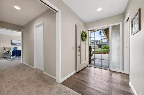 Entry Way - 130 Palomar Ln, Vallejo, CA 94591 photo 1 of 2