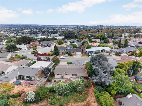 View/Area - 130 Palomar Ln, Vallejo, CA 94591 photo 3 of 3