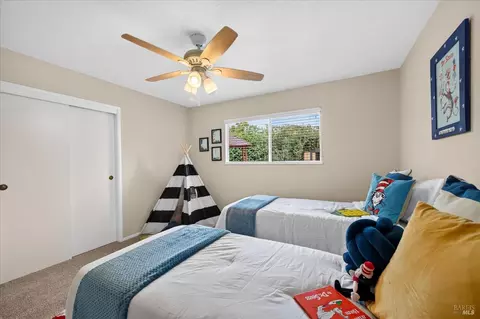 Bedroom - 130 Palomar Ln, Vallejo, CA 94591 photo 5 of 5