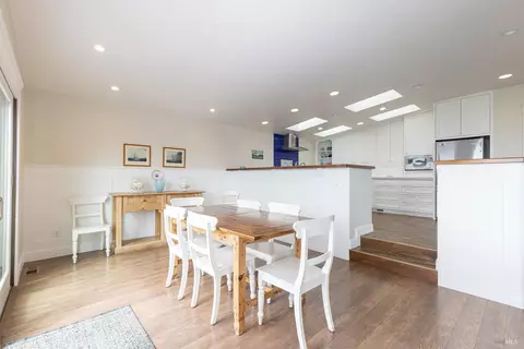 Dining - 20377 Osprey Dr, Bodega Bay, CA 94923 photo 2 of 3