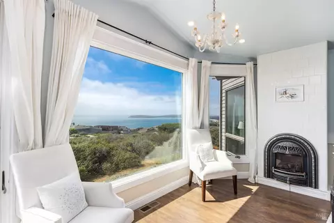 Living - 20377 Osprey Dr, Bodega Bay, CA 94923 photo 8 of 8