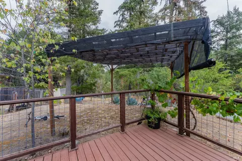 Exterior - 1471 Harrah Pl, Willits, CA 95490 photo 9 of 11