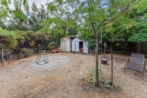Exterior - 1471 Harrah Pl, Willits, CA 95490 photo 10 of 11
