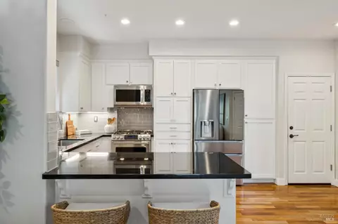 Kitchen - 25 Wildflower Dr, Corte Madera, CA 94925 photo 1 of 5