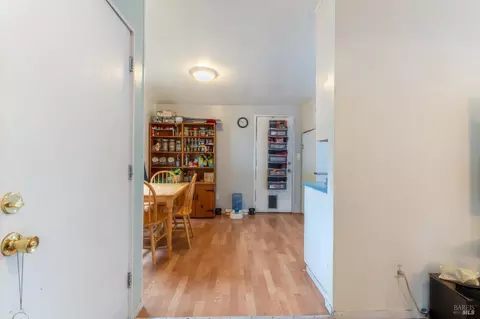 Entry Way - 1655 Lockwood Dr, Ukiah, CA 95482 photo 1 of 1