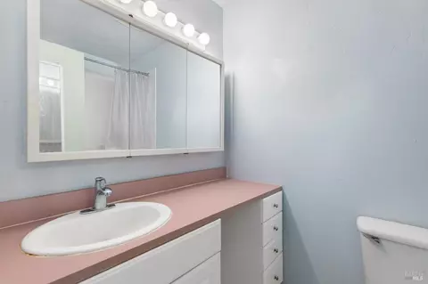 Bath - 107 Normandy Dr, Vacaville, CA 95687 photo 2 of 3