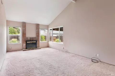 Living - 107 Normandy Dr, Vacaville, CA 95687 photo 2 of 4