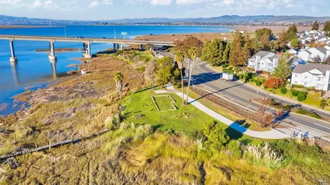 913-915 Wilson Ave, Vallejo, CA 94590 photo 4