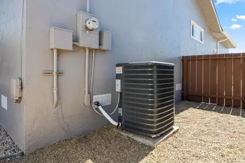 Exterior - 340 Lamont Ct, Vallejo, CA 94591 photo 2 of 6