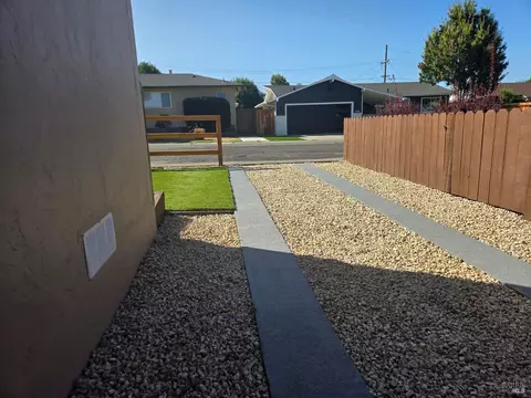 Exterior - 340 Lamont Ct, Vallejo, CA 94591 photo 5 of 6