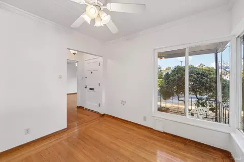 Living - 1481 Ohio St, Vallejo, CA 94590 photo 4 of 4