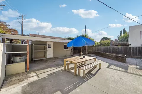Exterior - 1481 Ohio St, Vallejo, CA 94590 photo 5 of 10