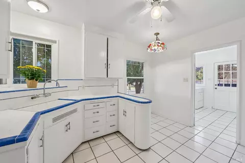 Kitchen - 1481 Ohio St, Vallejo, CA 94590 photo 1 of 6