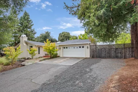 Exterior - 1310 Chateau Pl, Ukiah, CA 95482 photo 24 of 25