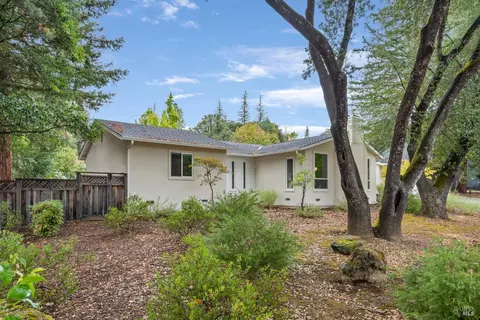Exterior - 1310 Chateau Pl, Ukiah, CA 95482 photo 21 of 25