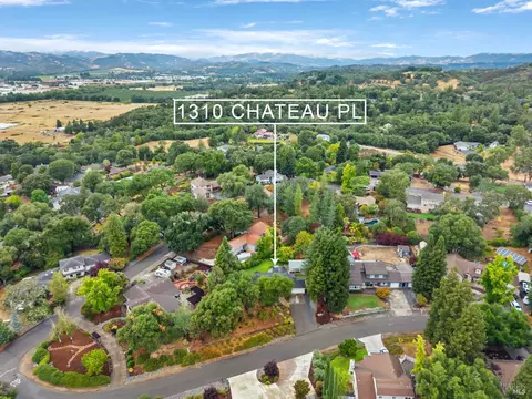 View/Area - 1310 Chateau Pl, Ukiah, CA 95482 photo 6 of 7