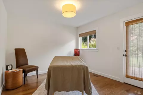 Bedroom - 1310 Chateau Pl, Ukiah, CA 95482 photo 7 of 7
