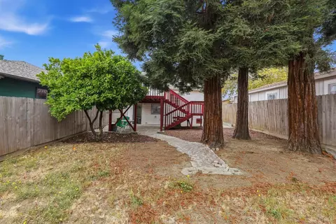 Exterior - 257 13th St, Vallejo, CA 94590 photo 3 of 12
