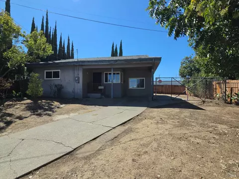 Exterior - 2124 Beard Ct, Vacaville, CA 95688 photo 2 of 7
