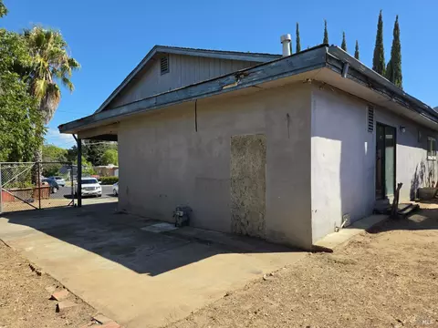 Exterior - 2124 Beard Ct, Vacaville, CA 95688 photo 6 of 7