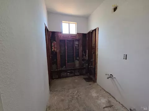 Bath - 2124 Beard Ct, Vacaville, CA 95688 photo 1 of 1