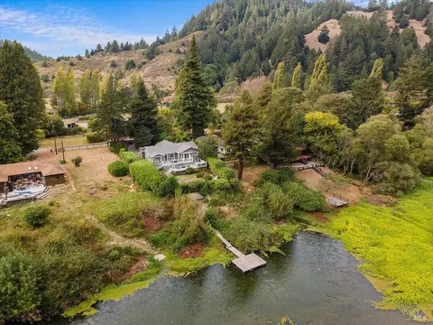 View/Area - 22753 Sylvan Way, Monte Rio, CA 95462 photo 7 of 8