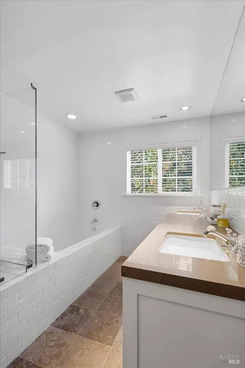 Bath - 22753 Sylvan Way, Monte Rio, CA 95462 photo 3 of 7
