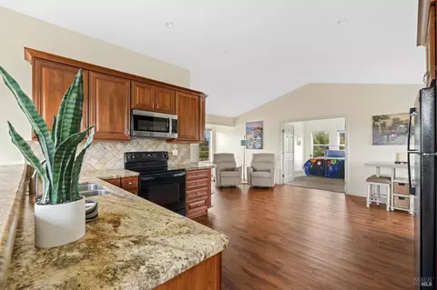 Kitchen - 1626-1636 Abramson Rd, Santa Rosa, CA 95401 photo 6 of 10