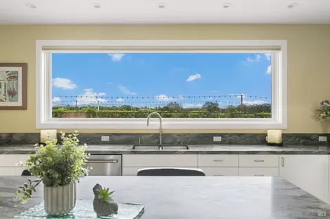 Kitchen - 1626-1636 Abramson Rd, Santa Rosa, CA 95401 photo 2 of 10