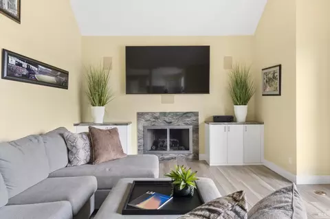 Living - 1626-1636 Abramson Rd, Santa Rosa, CA 95401 photo 2 of 7