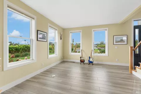 Living - 1626-1636 Abramson Rd, Santa Rosa, CA 95401 photo 1 of 7
