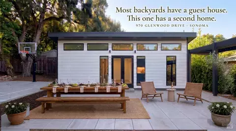 970 Glenwood Dr, Sonoma, CA 95476