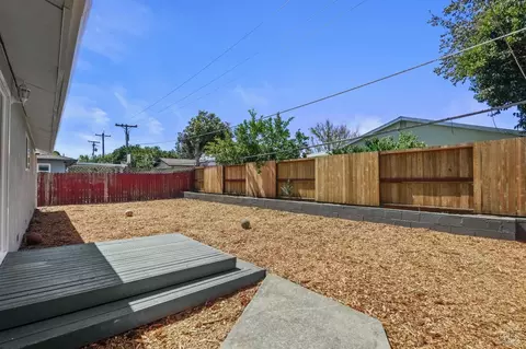 Exterior - 2431 Oceanic Dr, Fairfield, CA 94533 photo 2 of 3