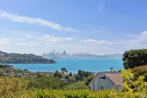 80 Lyford Dr #2, Tiburon, CA 94920