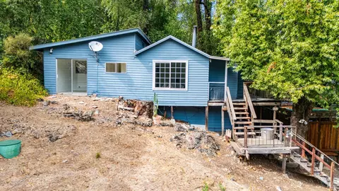 9199 Rio Vista Rd, Forestville, CA 95436