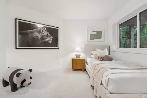 Bedroom - 72 Cypress Ave, Mill Valley, CA 94941 photo 6 of 6