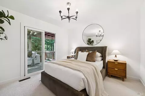 Bedroom - 72 Cypress Ave, Mill Valley, CA 94941 photo 4 of 6