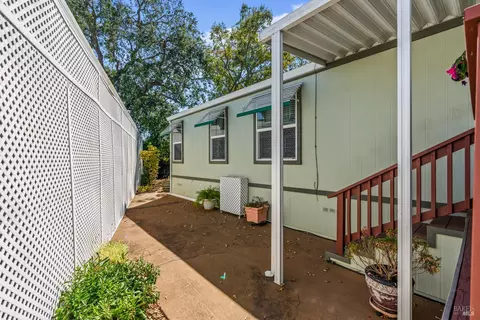 415 Oak Dr, Napa, CA 94558 photo 32