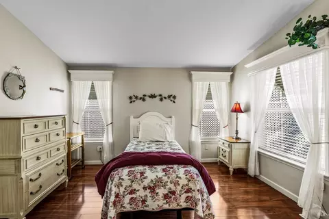 415 Oak Dr, Napa, CA 94558 photo 27
