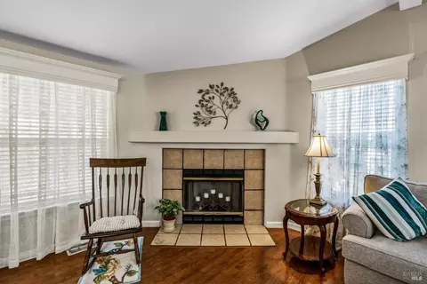 415 Oak Dr, Napa, CA 94558 photo 11