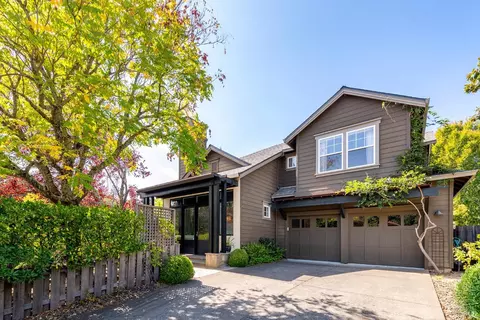 934 Signorelli Cir, Saint Helena, CA 94574
