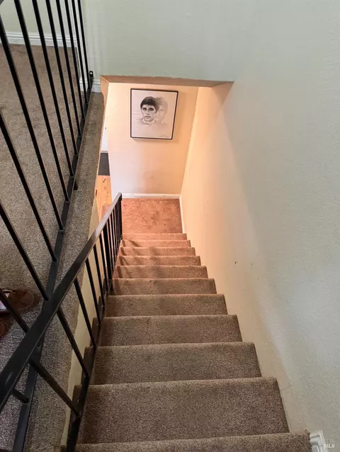 Entry Way - 37 Front St #D, Healdsburg, CA 95448 photo 1 of 1